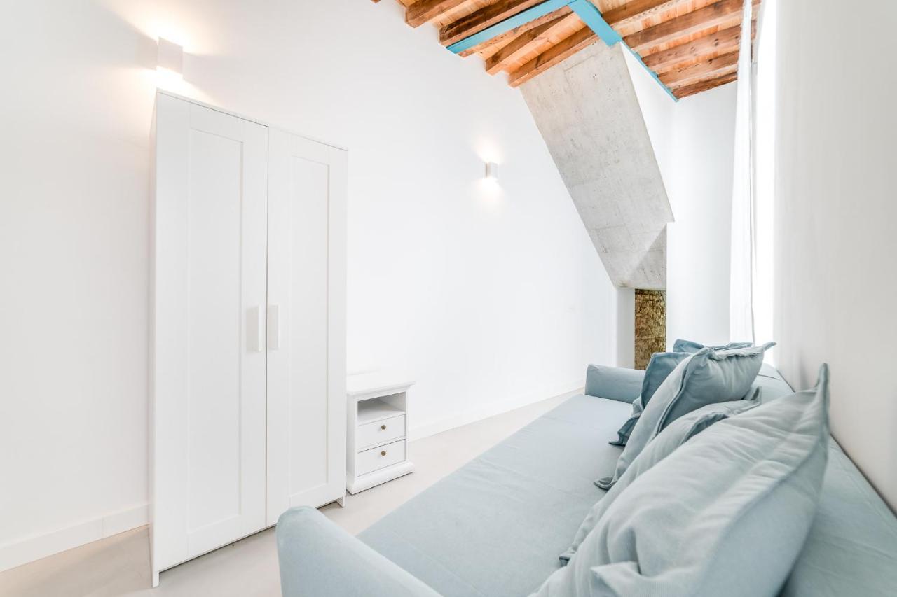 Suite Homes Sweet Postigos Terrace Malaga Bagian luar foto