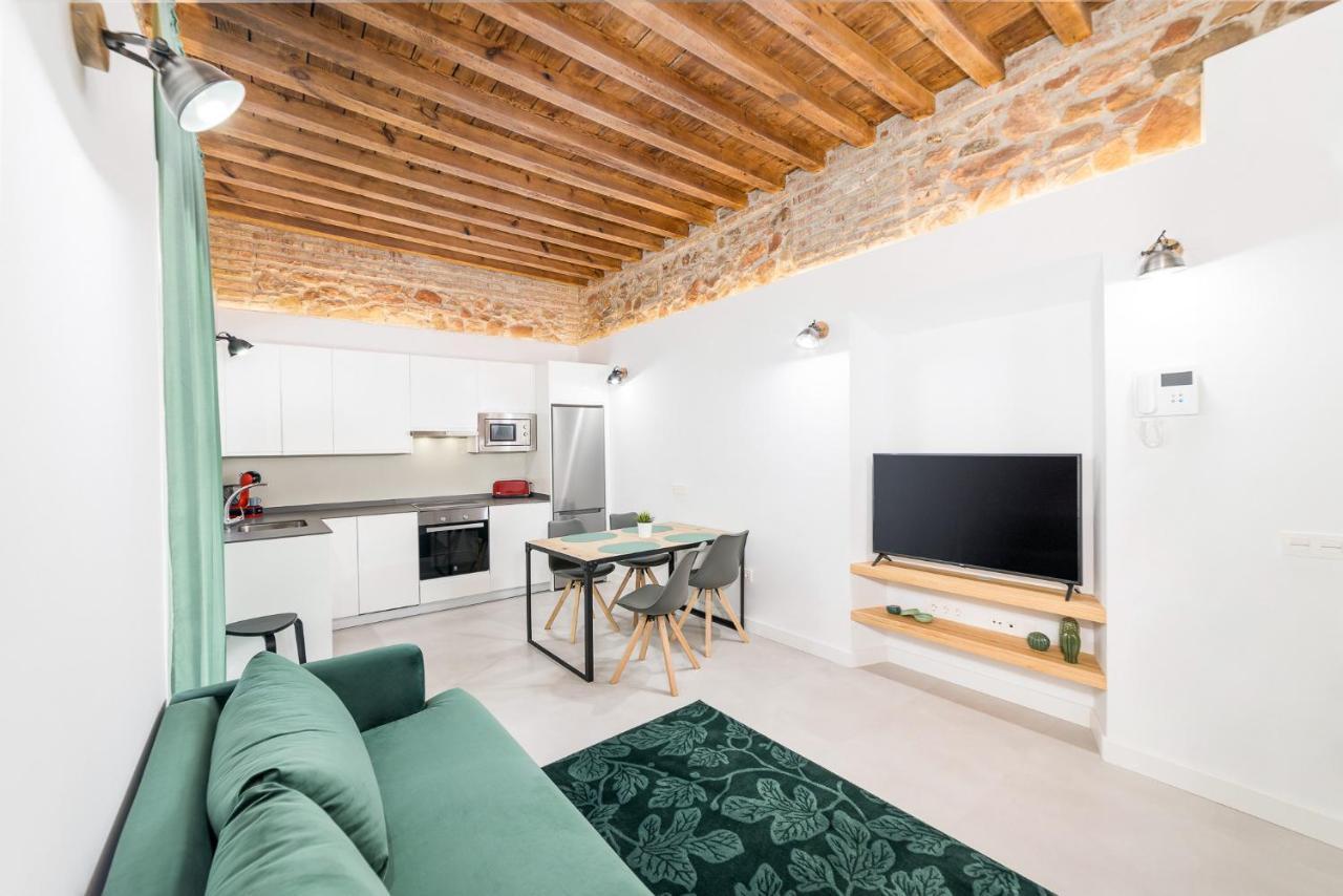 Suite Homes Sweet Postigos Terrace Malaga Bagian luar foto
